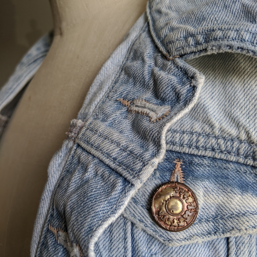 h&m light blue jean jacket